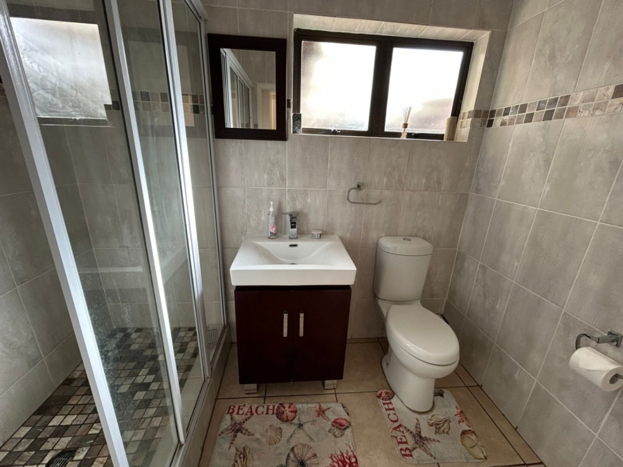 4 Bedroom Property for Sale in Palm Beach KwaZulu-Natal