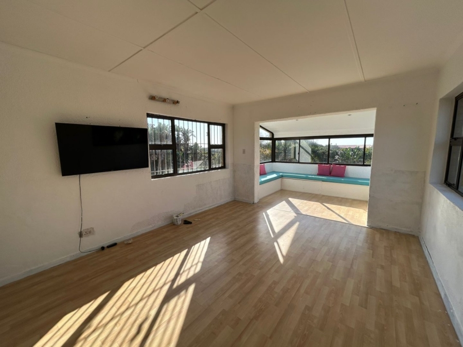4 Bedroom Property for Sale in Palm Beach KwaZulu-Natal