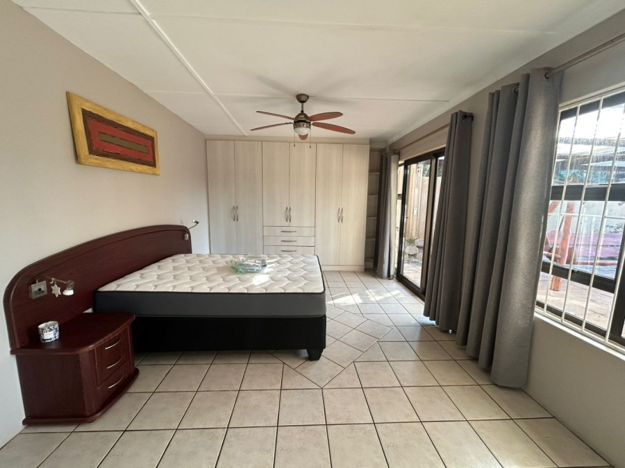 4 Bedroom Property for Sale in Palm Beach KwaZulu-Natal