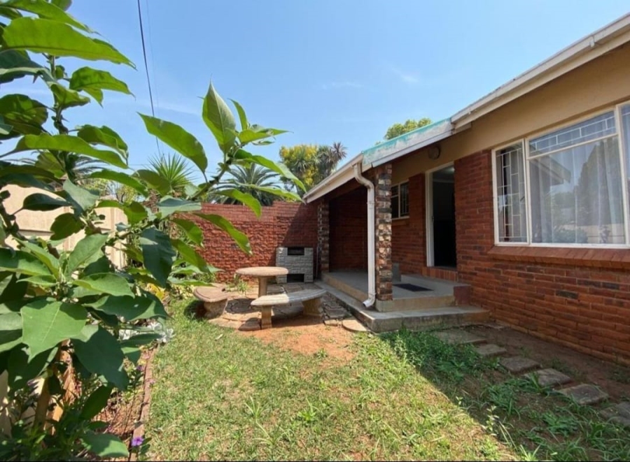 2 Bedroom Property for Sale in Huttenheights KwaZulu-Natal