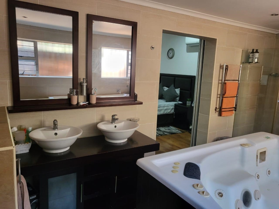 3 Bedroom Property for Sale in Fynnland KwaZulu-Natal