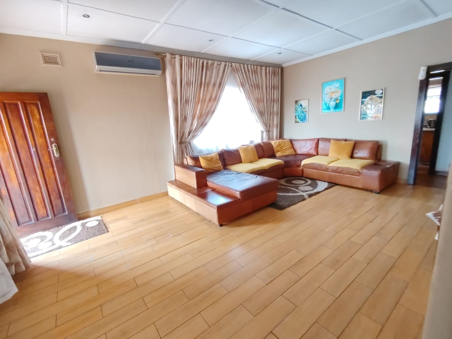 3 Bedroom Property for Sale in Ocean View KwaZulu-Natal