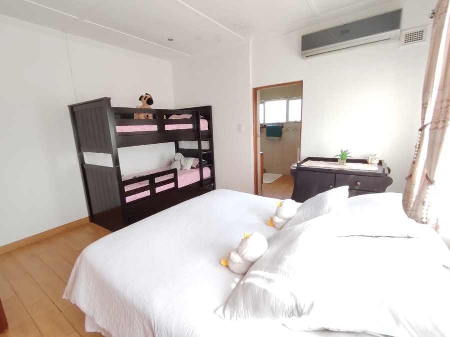 3 Bedroom Property for Sale in Ocean View KwaZulu-Natal