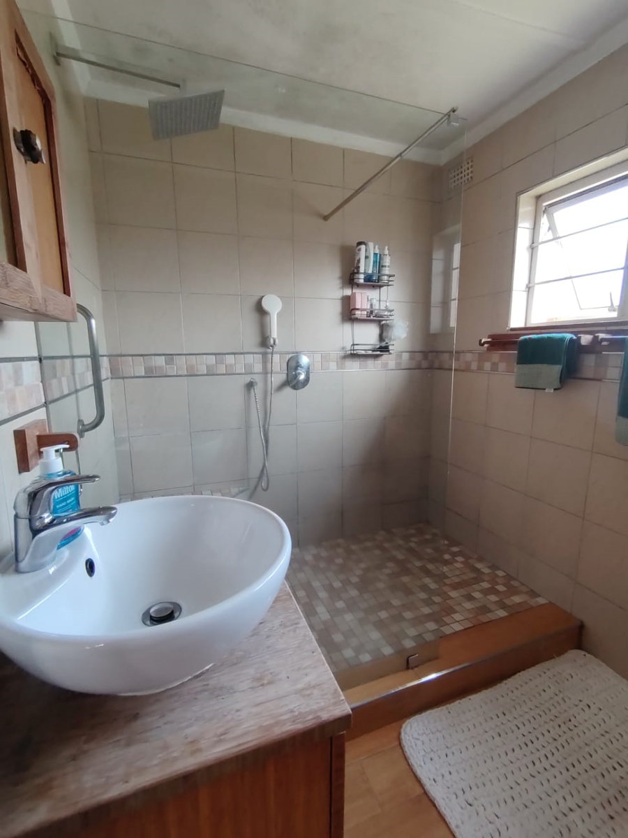 3 Bedroom Property for Sale in Ocean View KwaZulu-Natal