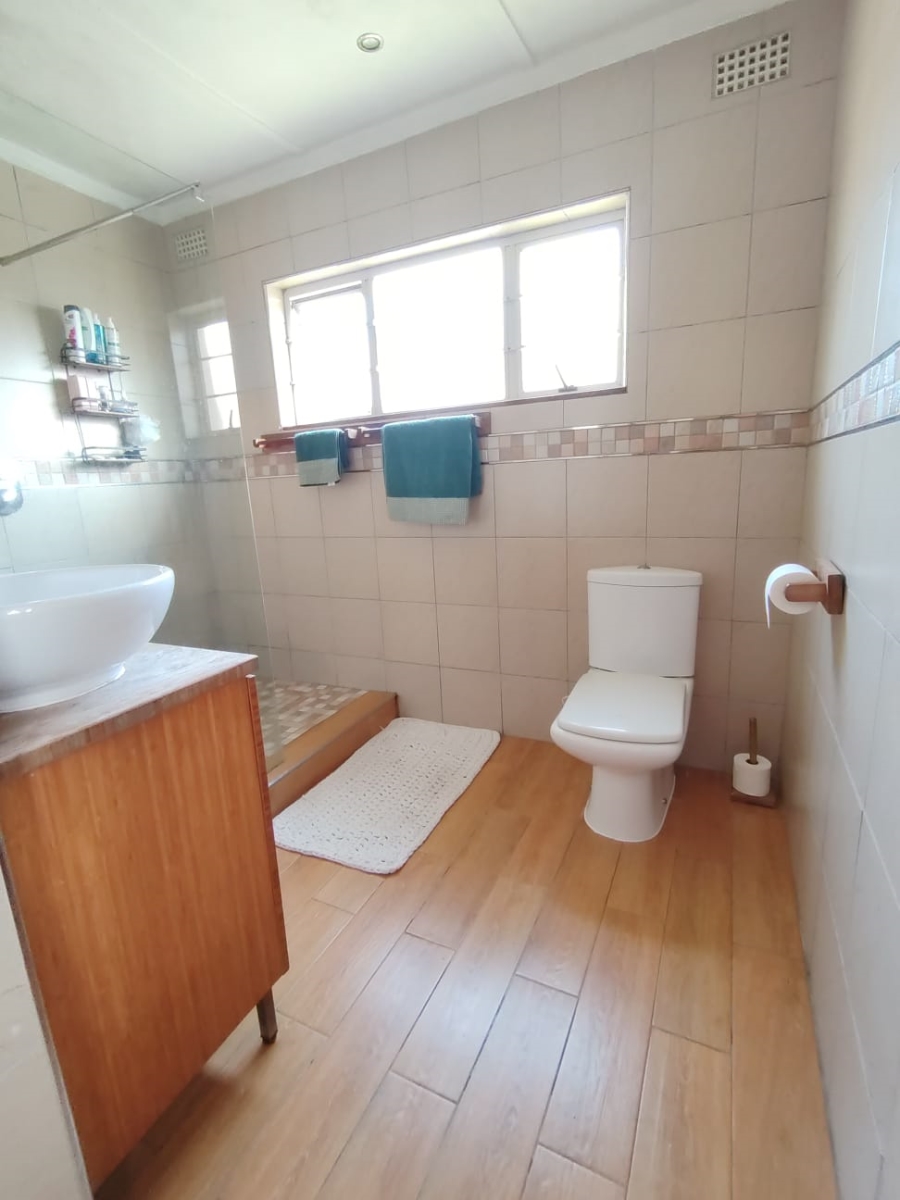 3 Bedroom Property for Sale in Ocean View KwaZulu-Natal