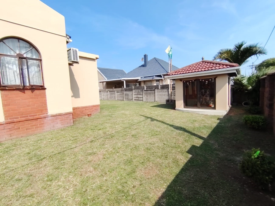 3 Bedroom Property for Sale in Ocean View KwaZulu-Natal
