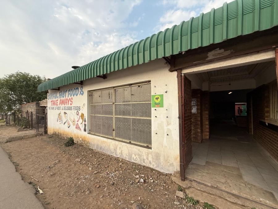 4 Bedroom Property for Sale in Blaauwbosch Laagte KwaZulu-Natal
