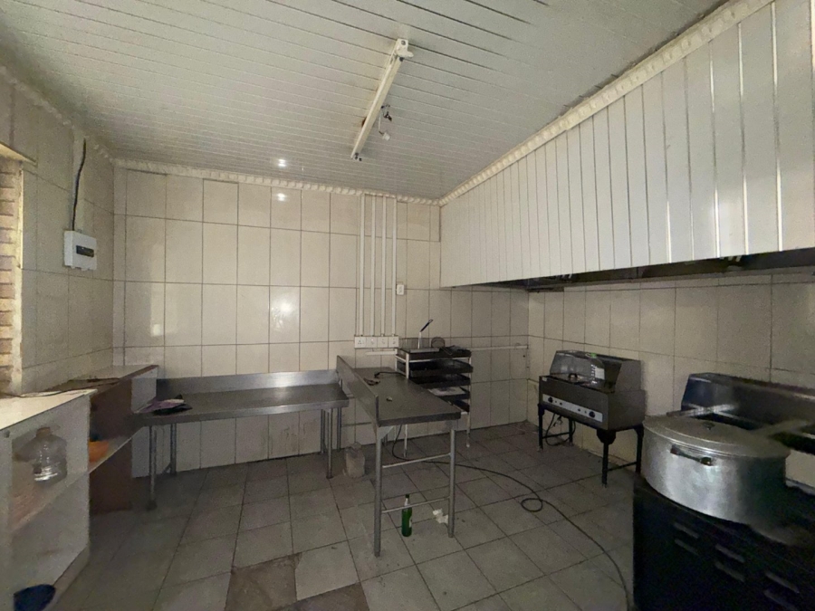 4 Bedroom Property for Sale in Blaauwbosch Laagte KwaZulu-Natal