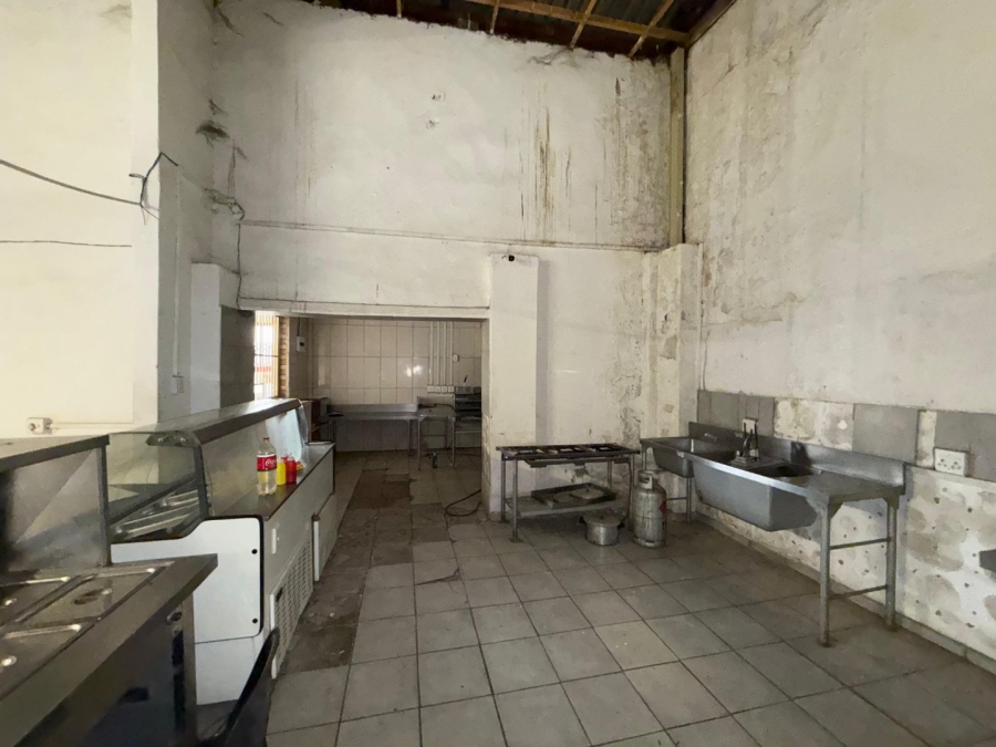 4 Bedroom Property for Sale in Blaauwbosch Laagte KwaZulu-Natal
