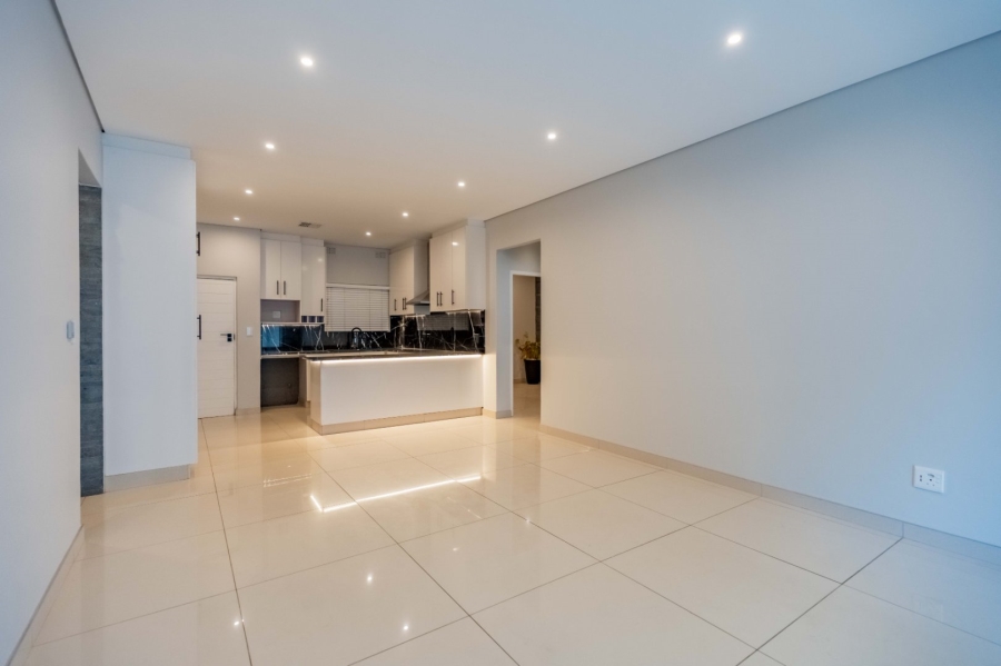 4 Bedroom Property for Sale in Izinga KwaZulu-Natal
