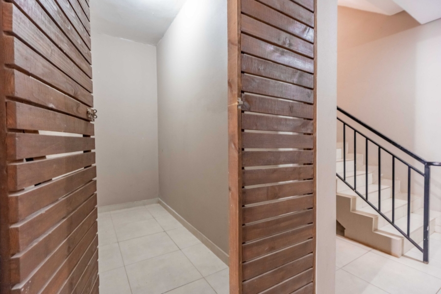 4 Bedroom Property for Sale in Izinga KwaZulu-Natal