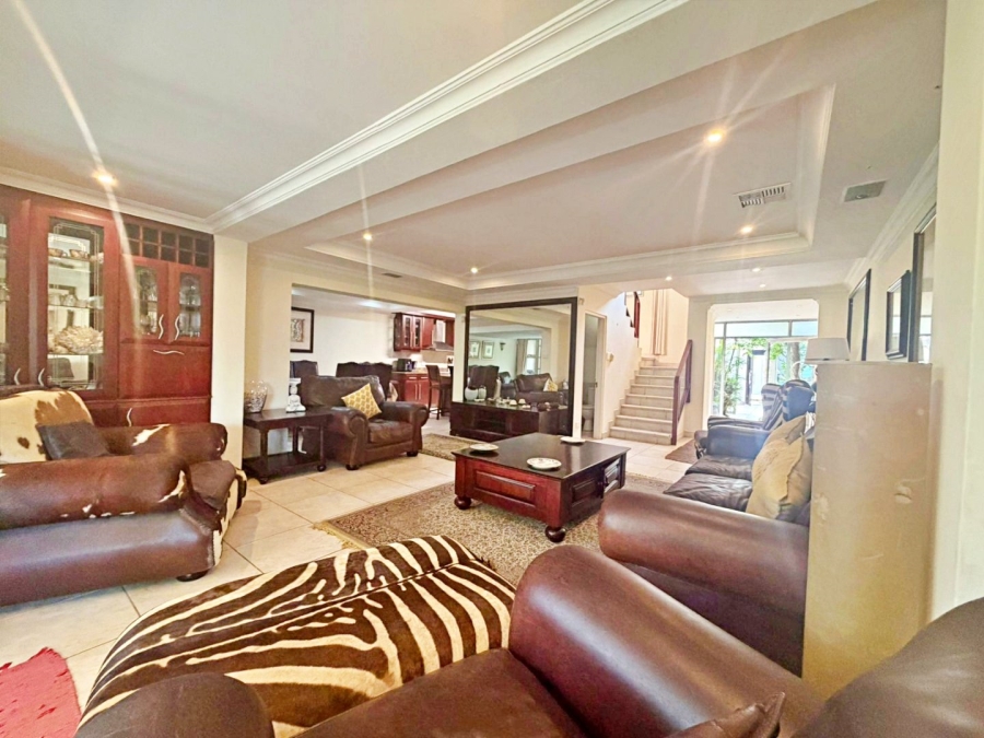 4 Bedroom Property for Sale in Umhlanga KwaZulu-Natal