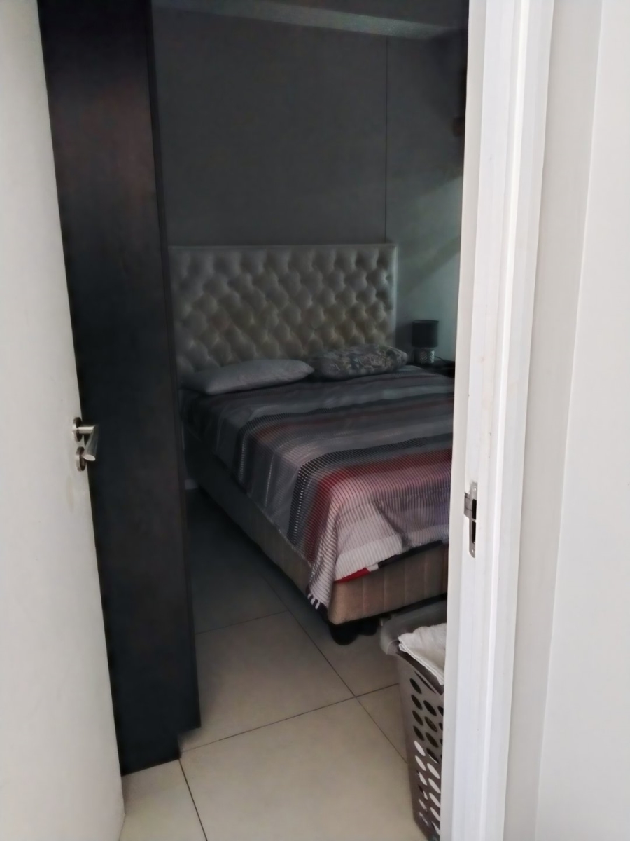 2 Bedroom Property for Sale in Umhlanga Ridge KwaZulu-Natal
