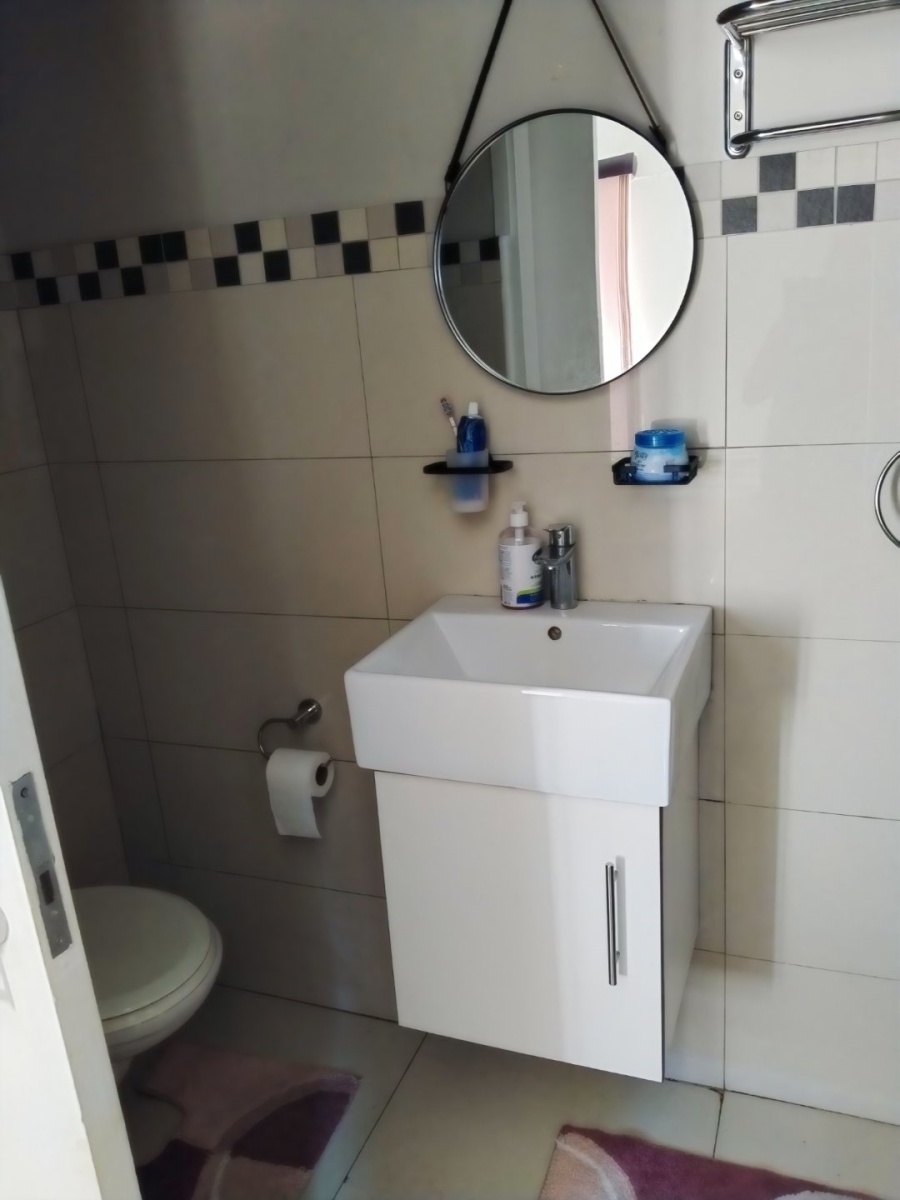 2 Bedroom Property for Sale in Umhlanga Ridge KwaZulu-Natal