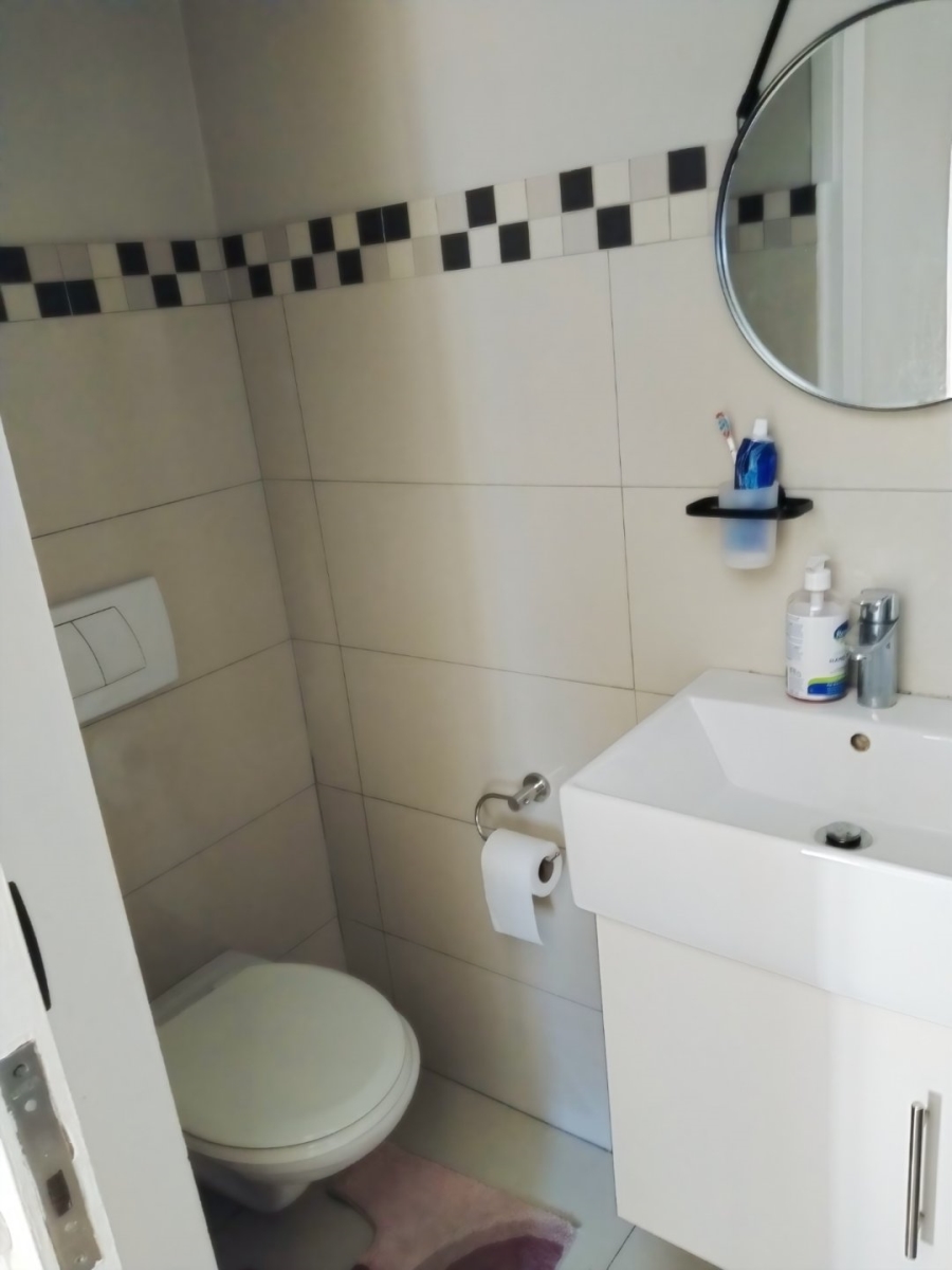 2 Bedroom Property for Sale in Umhlanga Ridge KwaZulu-Natal