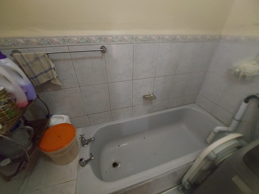2 Bedroom Property for Sale in Durban Central KwaZulu-Natal