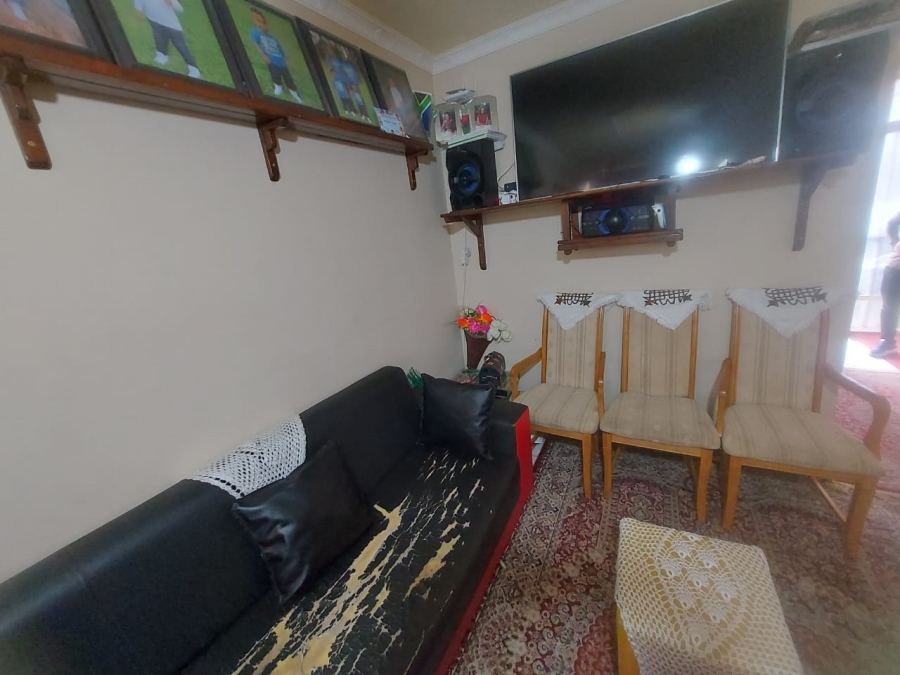 2 Bedroom Property for Sale in Durban Central KwaZulu-Natal