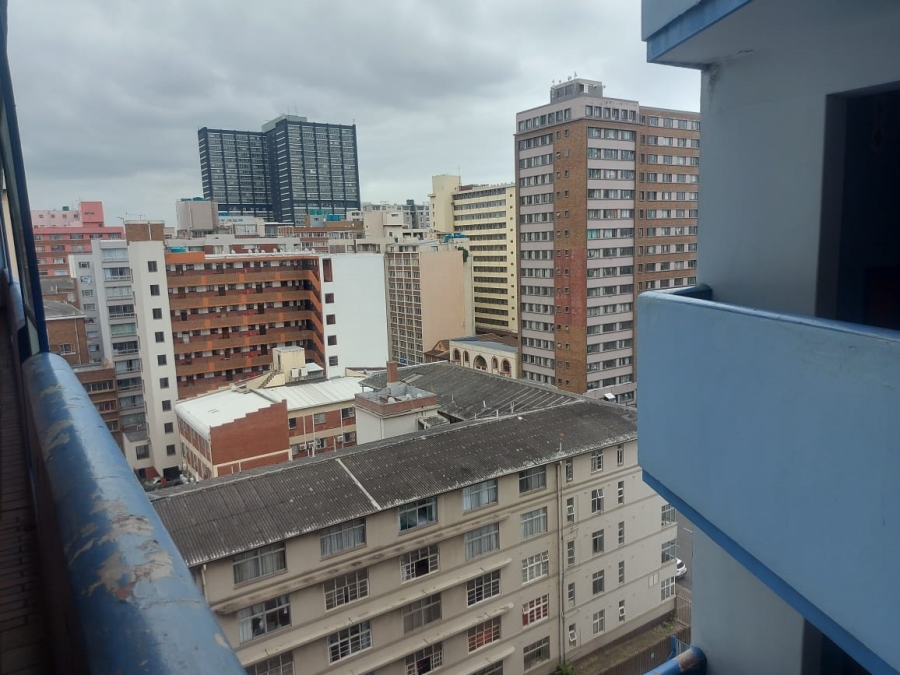 2 Bedroom Property for Sale in Durban Central KwaZulu-Natal