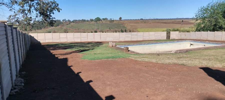 To Let 3 Bedroom Property for Rent in Camperdown KwaZulu-Natal