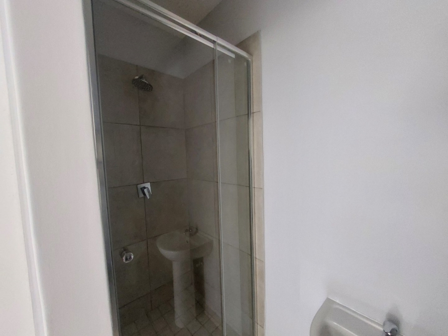 1 Bedroom Property for Sale in Chase Valley KwaZulu-Natal