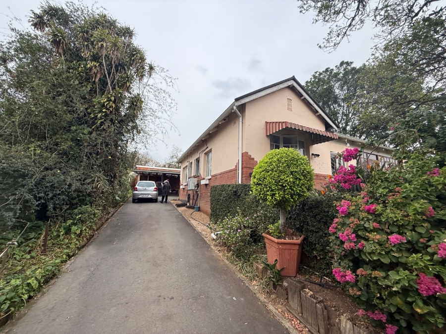 5 Bedroom Property for Sale in Scottsville KwaZulu-Natal