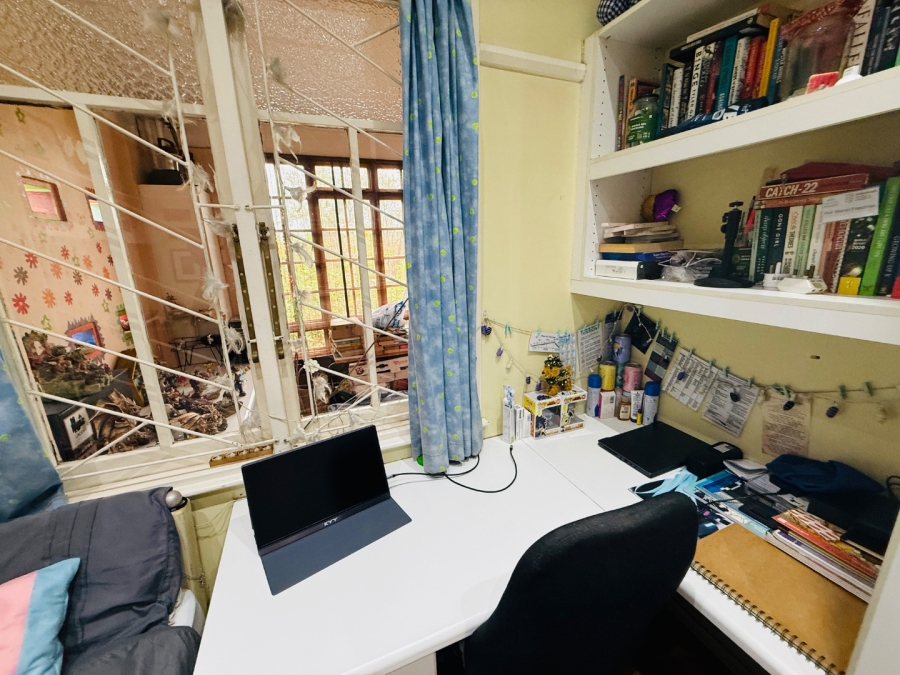 5 Bedroom Property for Sale in Scottsville KwaZulu-Natal