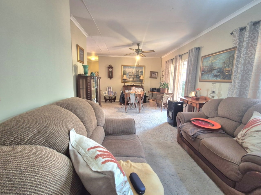 2 Bedroom Property for Sale in Aviary Hill KwaZulu-Natal