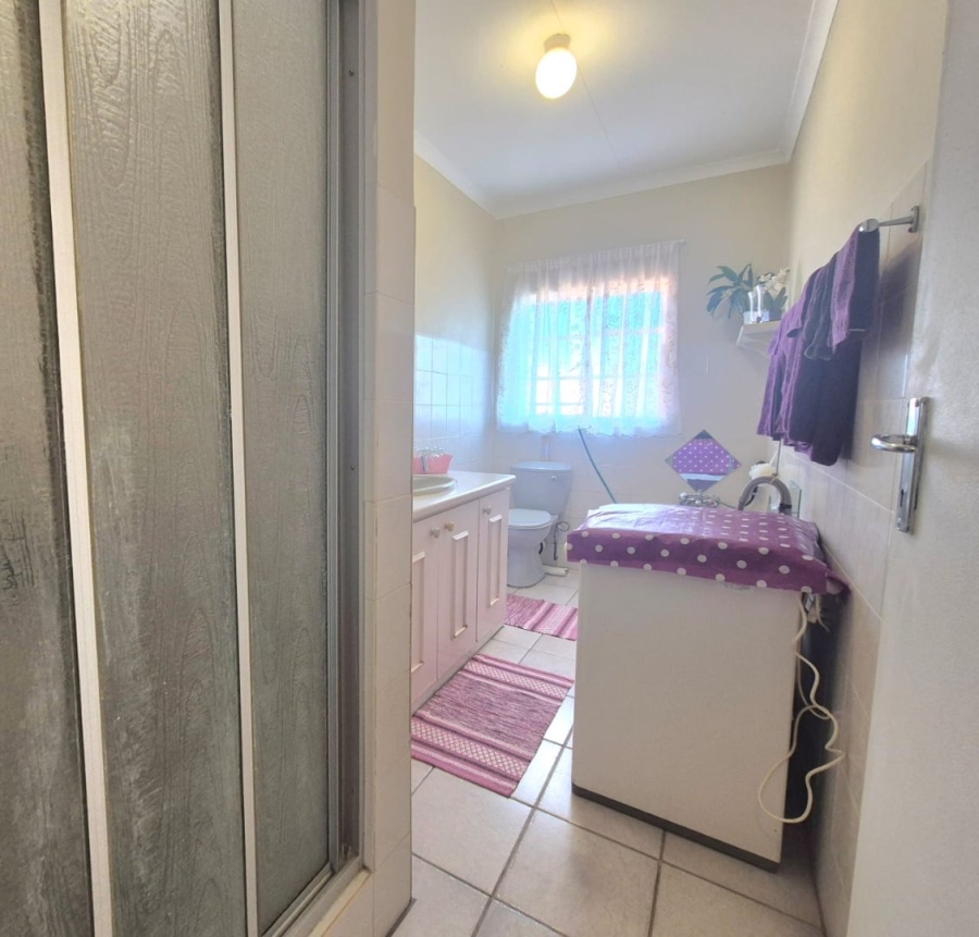 2 Bedroom Property for Sale in Aviary Hill KwaZulu-Natal