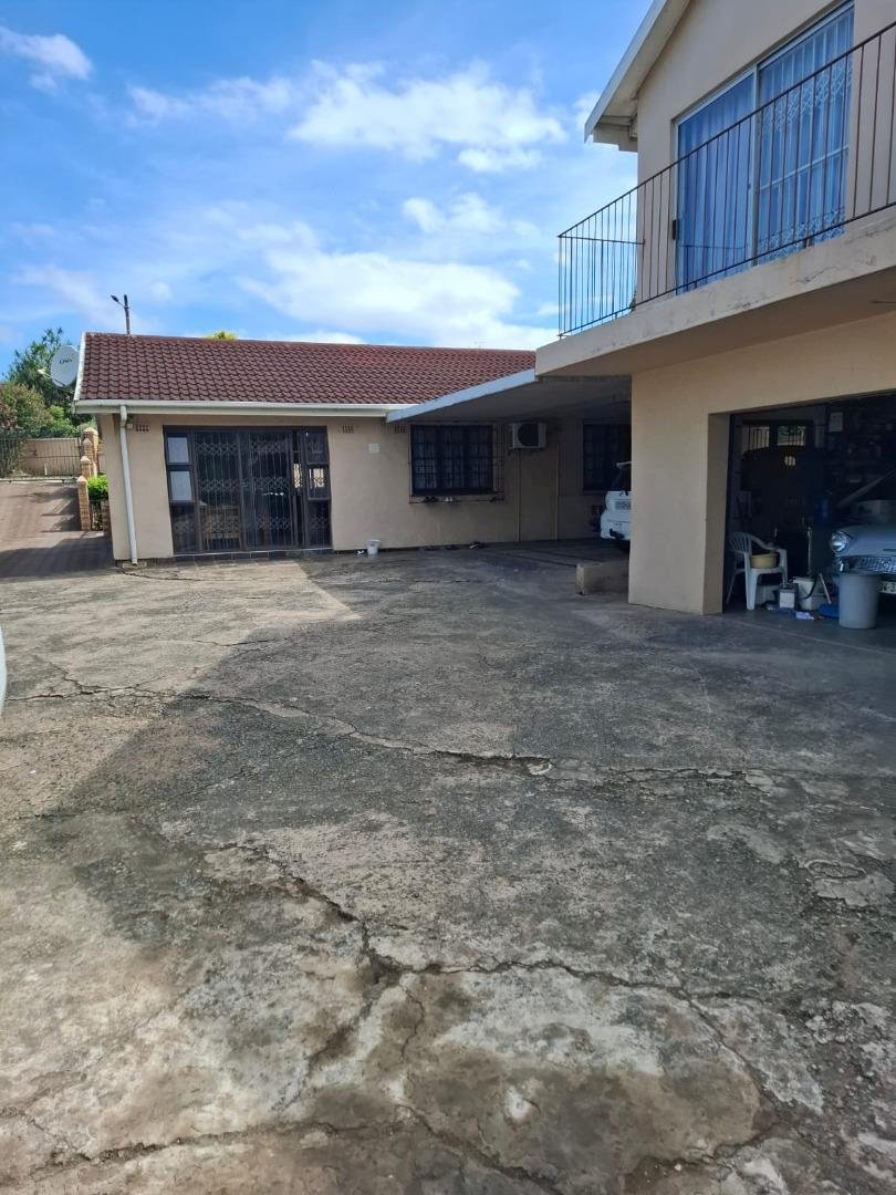 3 Bedroom Property for Sale in Parkgate KwaZulu-Natal