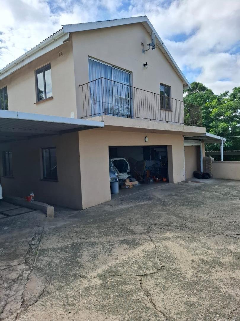 3 Bedroom Property for Sale in Parkgate KwaZulu-Natal