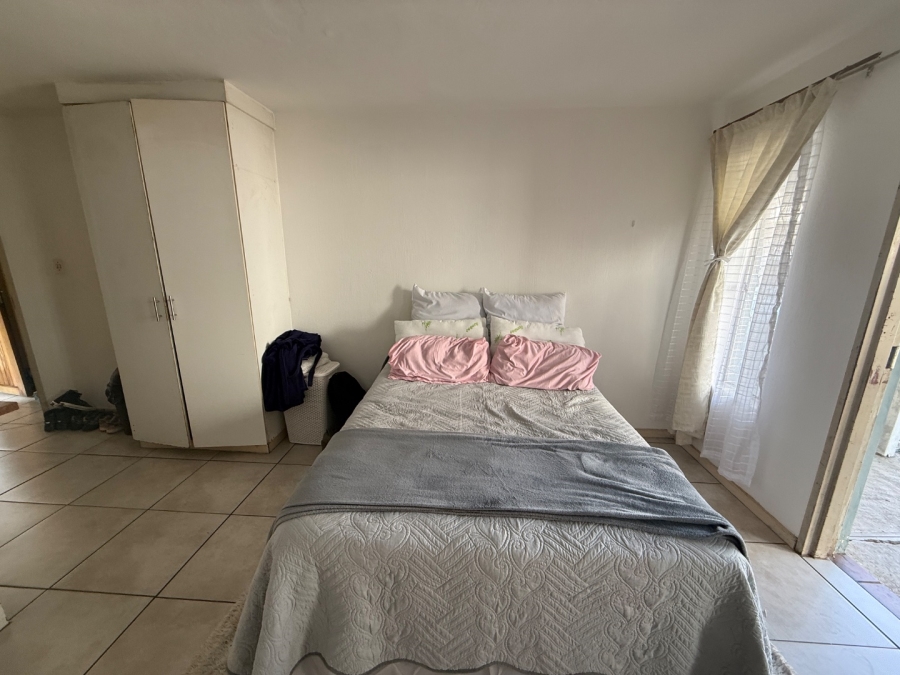 1 Bedroom Property for Sale in Scottsville KwaZulu-Natal