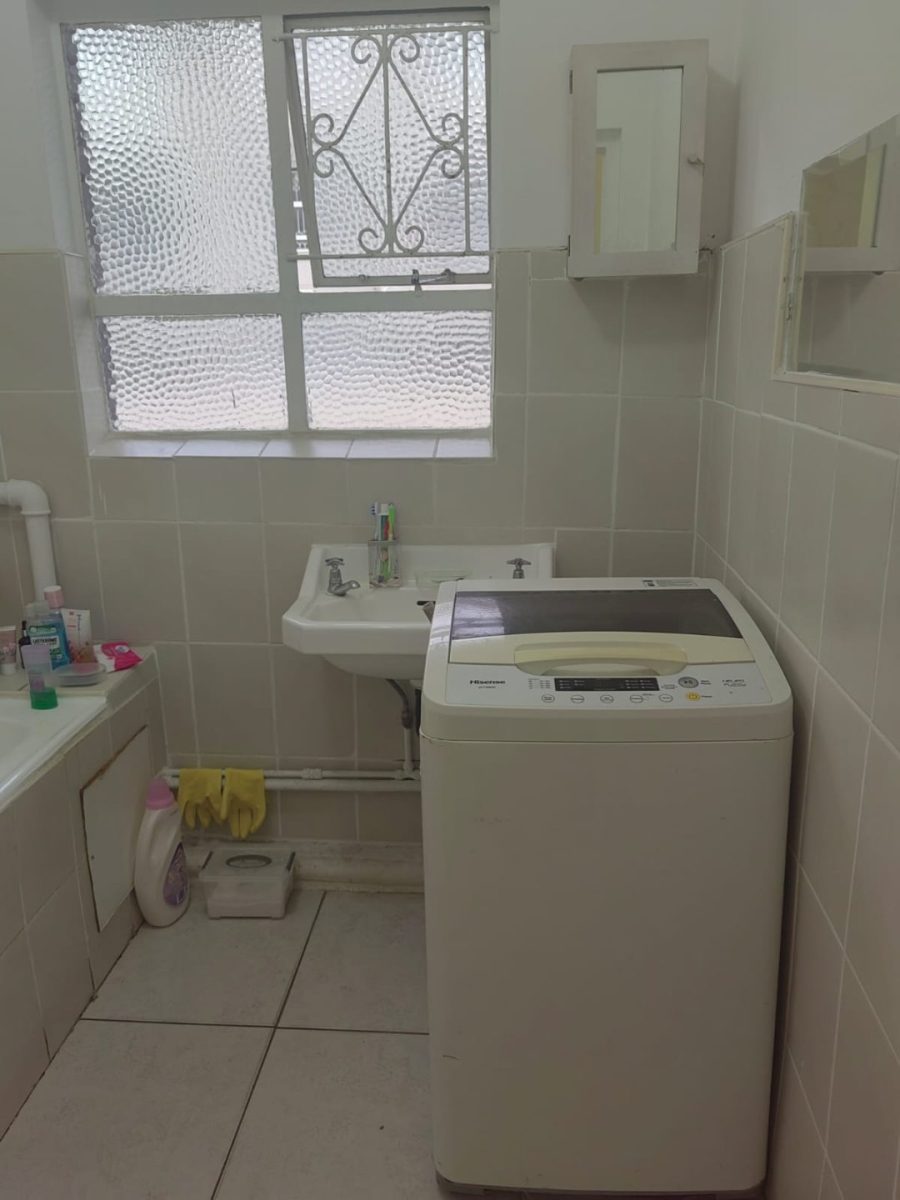 2 Bedroom Property for Sale in Umbilo KwaZulu-Natal