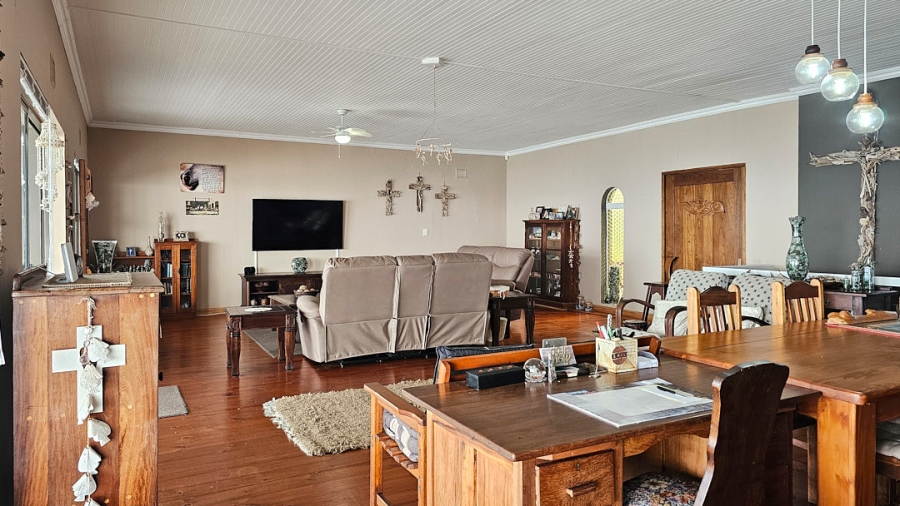 3 Bedroom Property for Sale in Lawrence Rocks KwaZulu-Natal