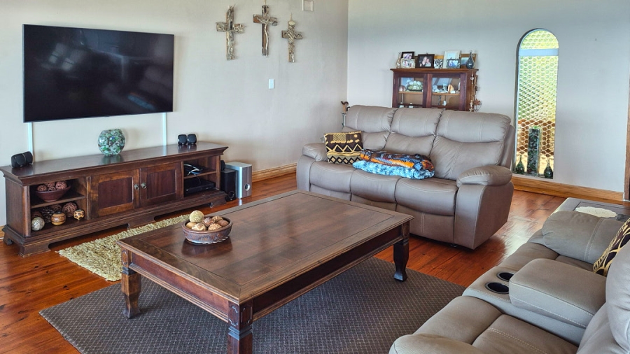 3 Bedroom Property for Sale in Lawrence Rocks KwaZulu-Natal