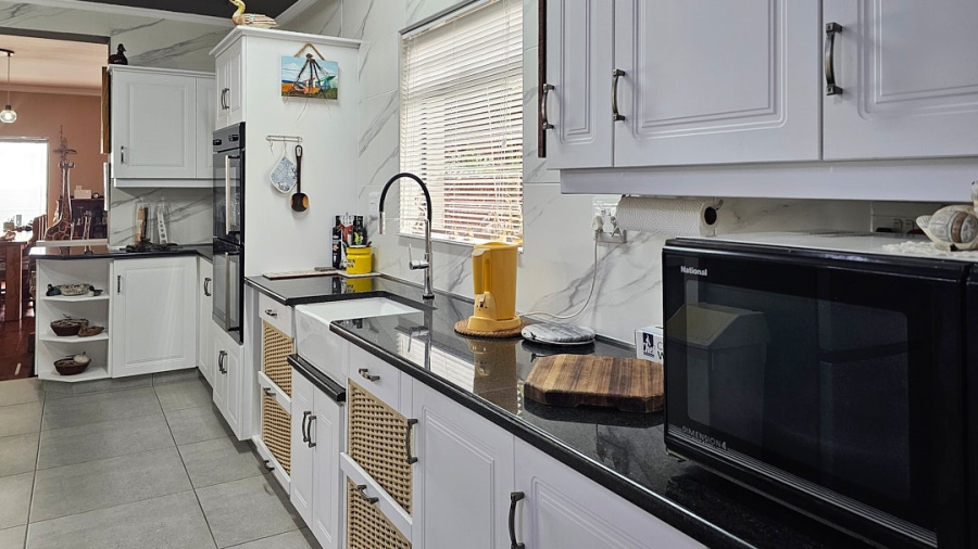 3 Bedroom Property for Sale in Lawrence Rocks KwaZulu-Natal