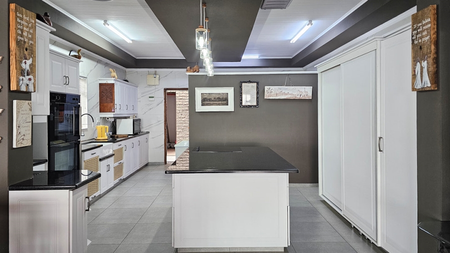 3 Bedroom Property for Sale in Lawrence Rocks KwaZulu-Natal