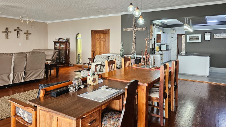 3 Bedroom Property for Sale in Lawrence Rocks KwaZulu-Natal