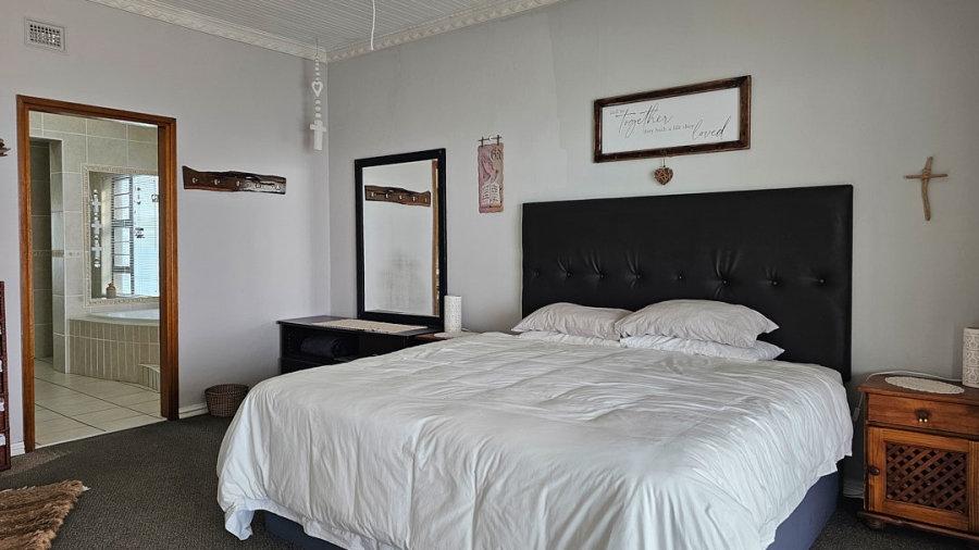 3 Bedroom Property for Sale in Lawrence Rocks KwaZulu-Natal