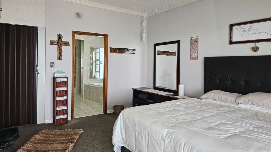3 Bedroom Property for Sale in Lawrence Rocks KwaZulu-Natal