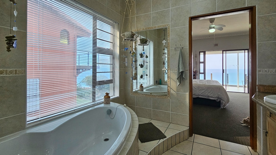 3 Bedroom Property for Sale in Lawrence Rocks KwaZulu-Natal