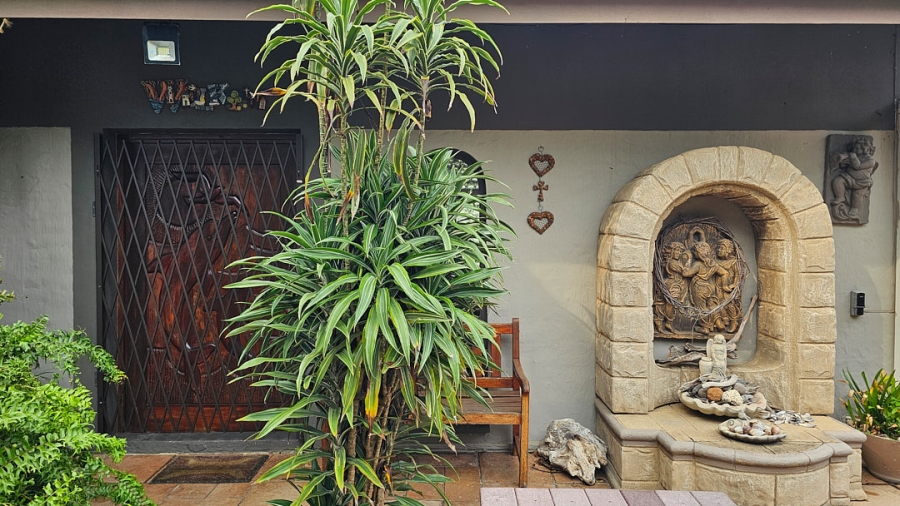 3 Bedroom Property for Sale in Lawrence Rocks KwaZulu-Natal