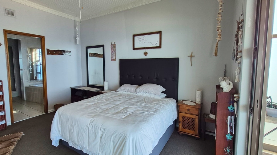 3 Bedroom Property for Sale in Lawrence Rocks KwaZulu-Natal