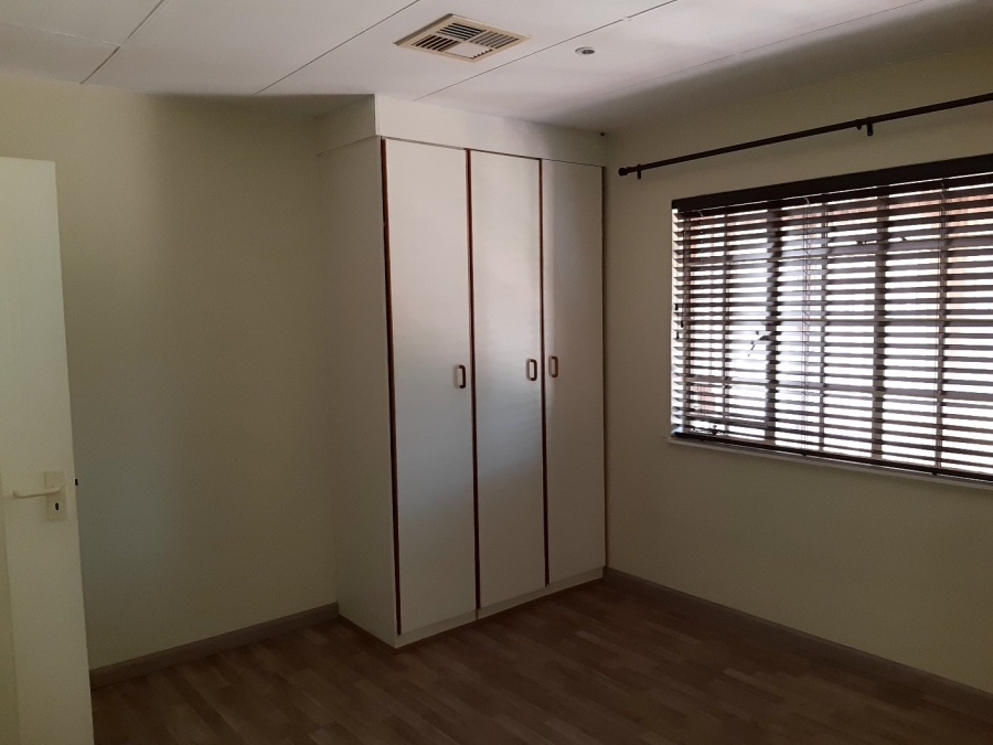 1 Bedroom Property for Sale in Newcastle KwaZulu-Natal