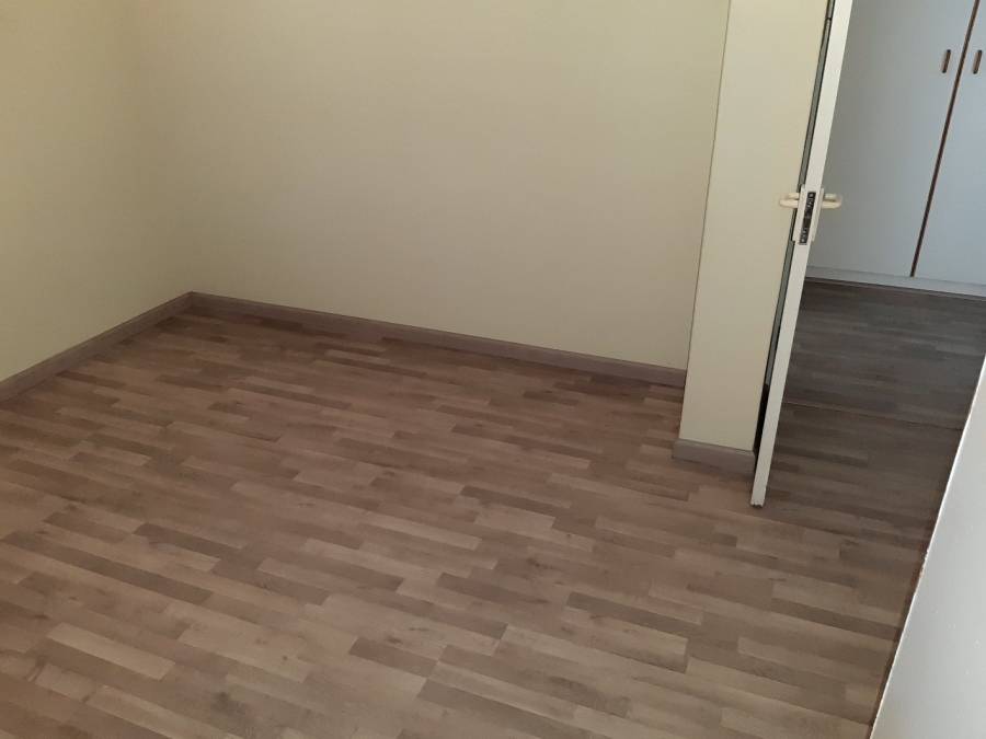 1 Bedroom Property for Sale in Newcastle KwaZulu-Natal