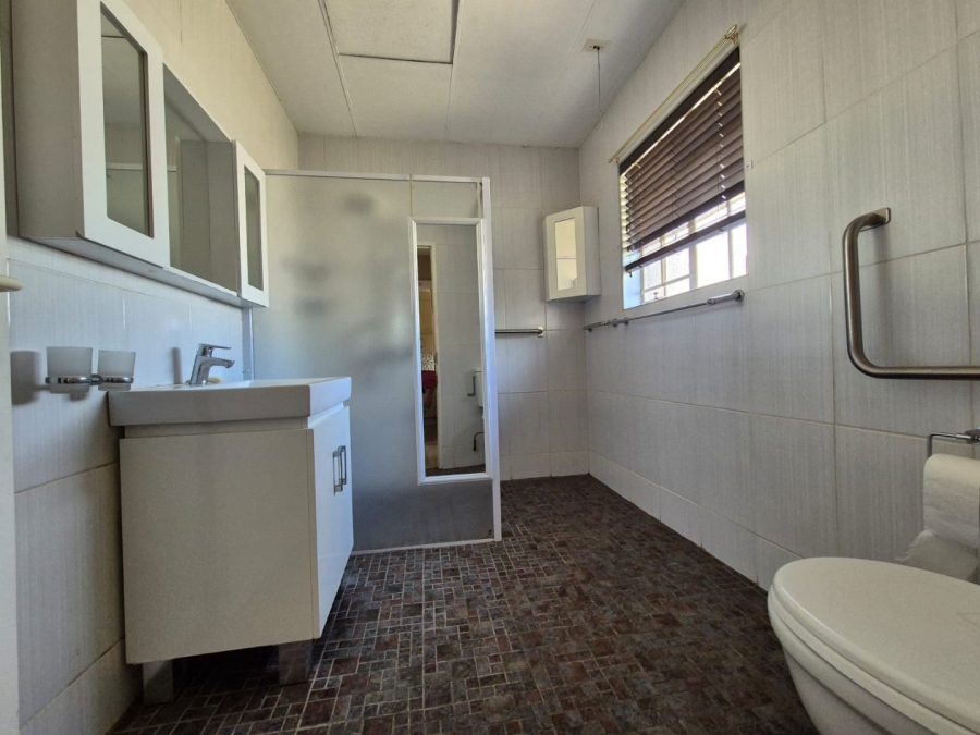 1 Bedroom Property for Sale in Newcastle KwaZulu-Natal