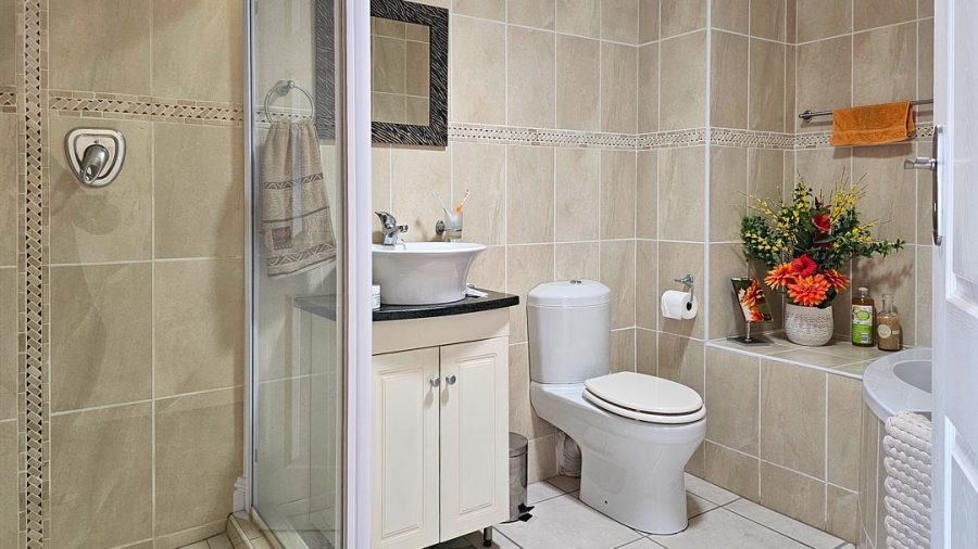 3 Bedroom Property for Sale in Uvongo Beach KwaZulu-Natal