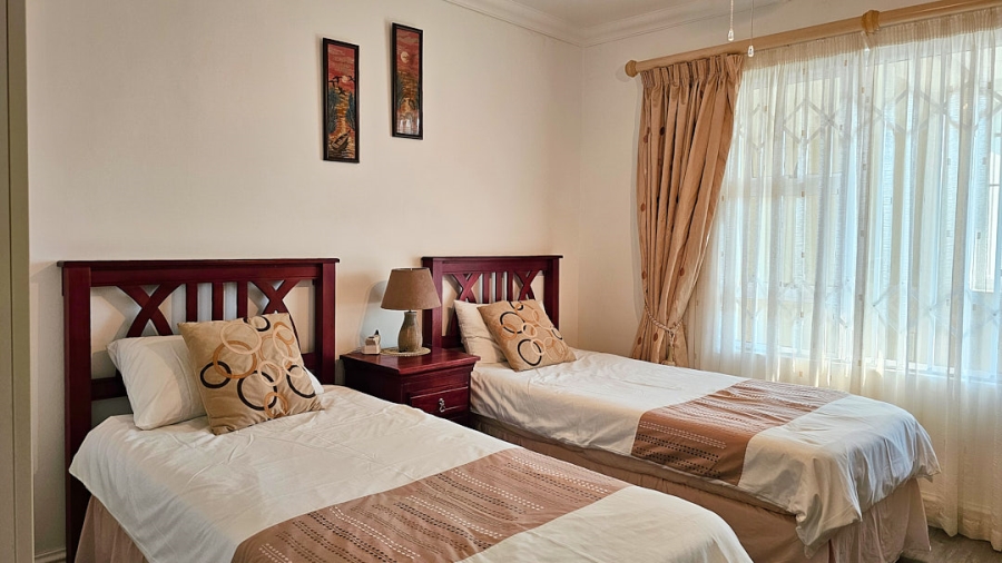 3 Bedroom Property for Sale in Uvongo Beach KwaZulu-Natal