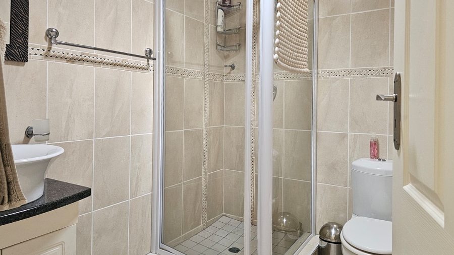 3 Bedroom Property for Sale in Uvongo Beach KwaZulu-Natal