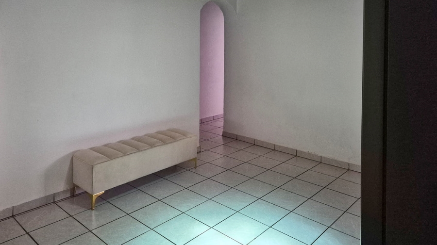 3 Bedroom Property for Sale in Uvongo KwaZulu-Natal