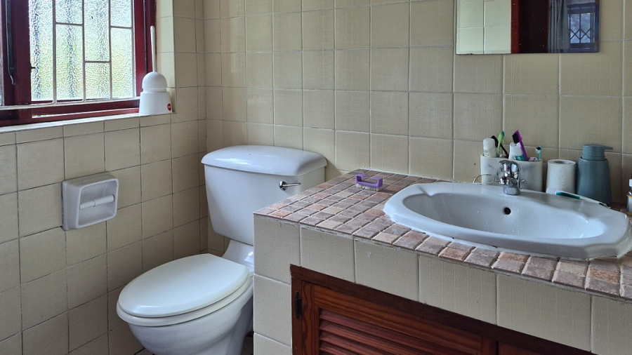 3 Bedroom Property for Sale in Uvongo KwaZulu-Natal